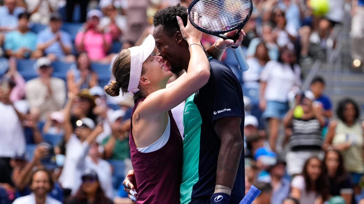 LIVE US Open | Nu al hét punt van het toernooi: afscheidnemende Gaël Monfils doet het onmogelijke en zet New York in vuur en vlam