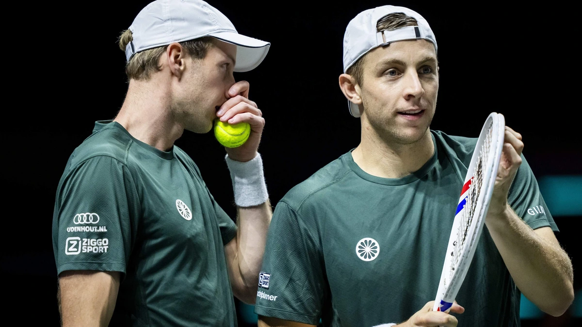 Griekspoor en Van de Zandschulp terug in Davis Cup-team na rel