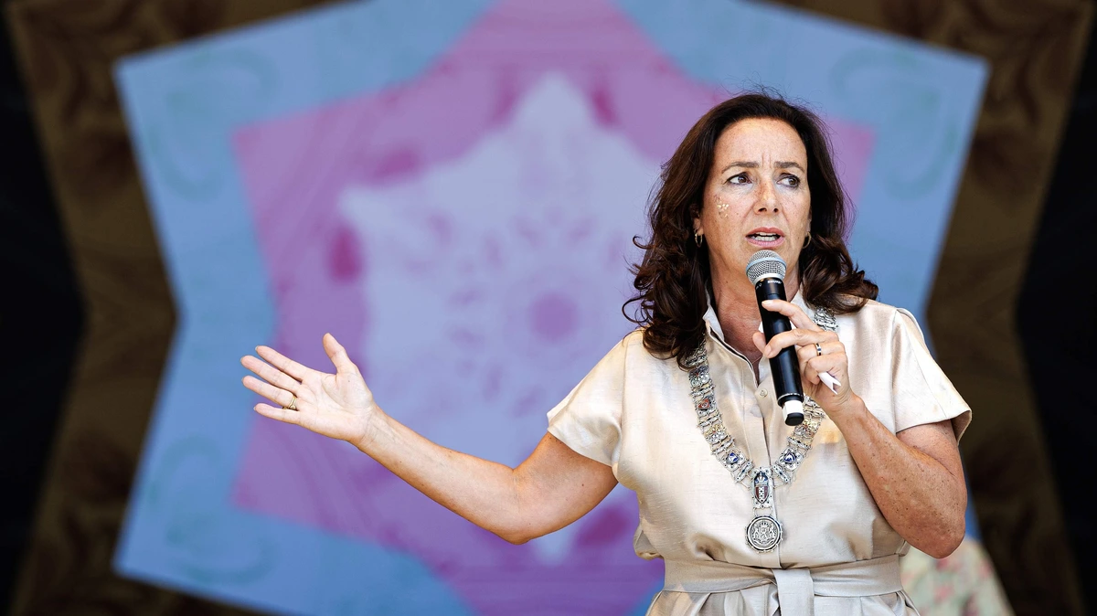 Burgemeester Femke Halsema gaat homohaters niet actief Amsterdam uit werken: ’Die horen thuis in de gevangenis’