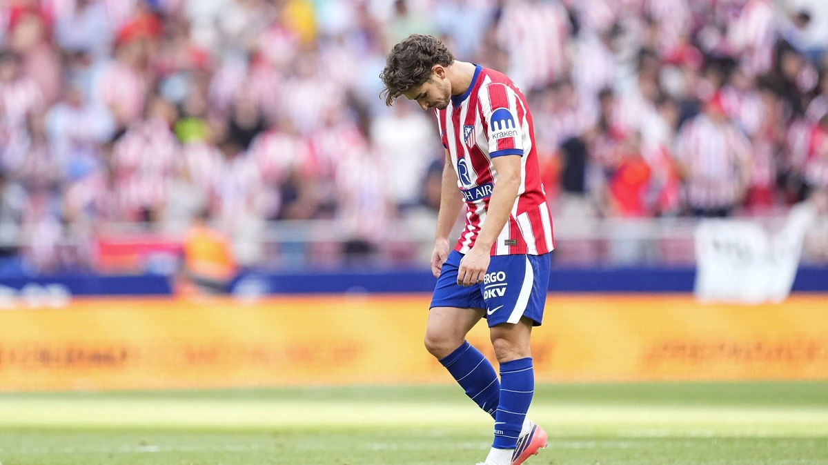 Atlético Madrid morst punten, spits Julian Alvarez flink uitgefloten door eigen fans