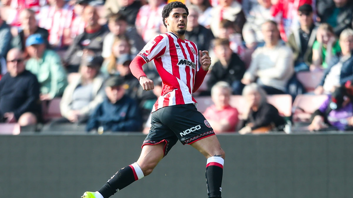 LIVE Transfers | Ki-Jana Hoever (voormalig Ajax, PSV en Liverpool) naar Sparta Praag, Ernest Poku verruilt Bayer Leverkusen voor Besiktas