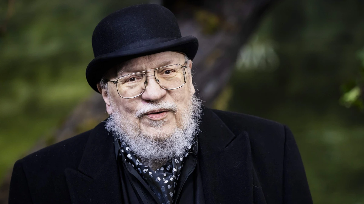 George R.R. Martin (77) laat na maanden weer iets van zich horen: ’Oud worden is geen pretje, ik heb gevochten tegen verdriet en depressie’