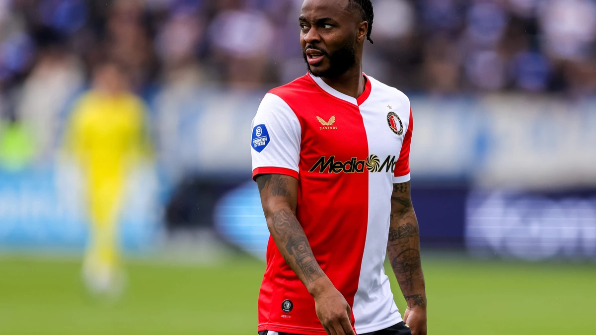 Raheem Sterling aangeklaagd na crash met peperdure Lamborghini, riskeert celstraf van twee jaar