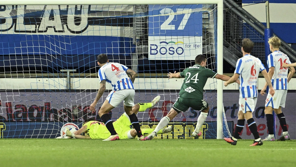 Sc Heerenveen domineert, maar PEC Zwolle slaat na rust toe en wint