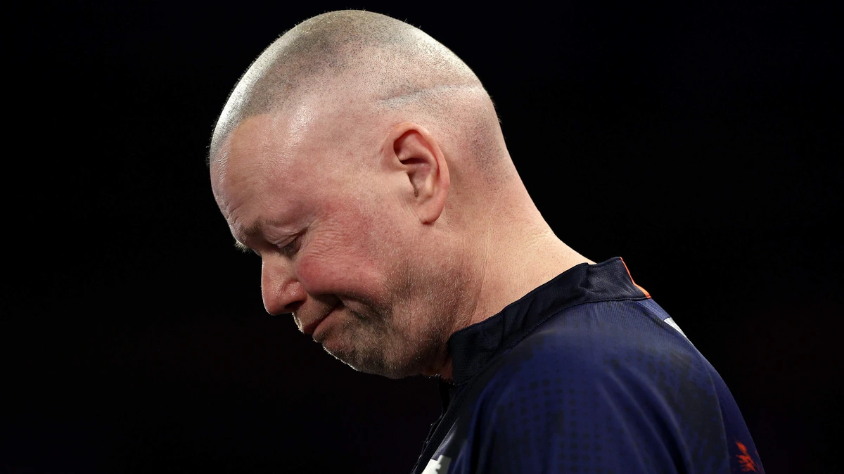 Geen Raymond van Barneveld op World Series of Darts Finals in Amsterdam, Jermaine Wattimena na afzegging alsnog van de partij