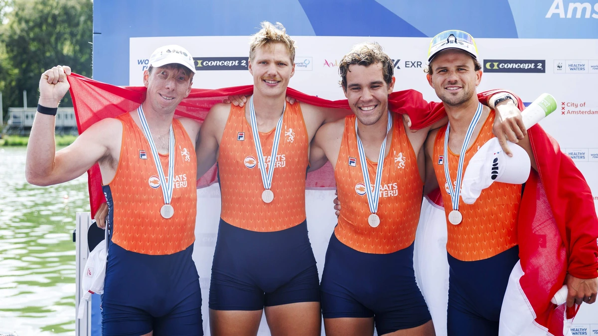 Gert-Jan van Doorn ziek van zilver op WK roeien, maar ziet gouden potentie met vierzonder: ’Daar ben ik toch wel trots op’