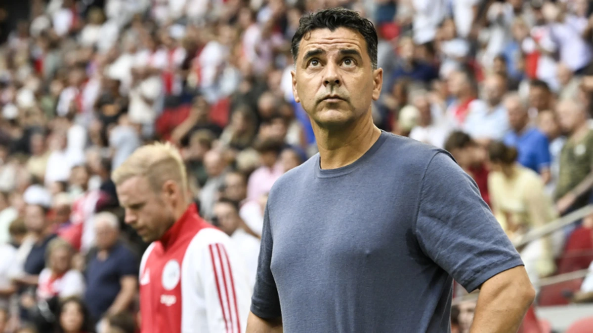 'Zo laat Ajax-trainer Míchel zien dat hij een toptrainer is'