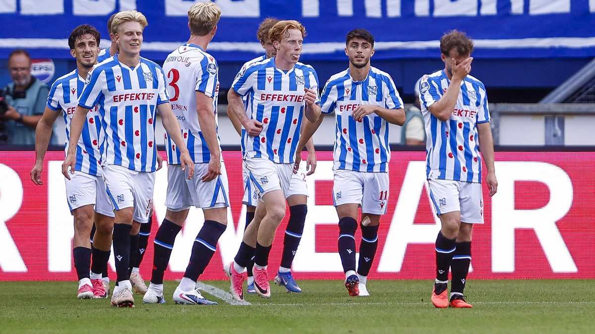 SC Heerenveen begint goed aan Eredivisie-seizoen met winst op FC Twente