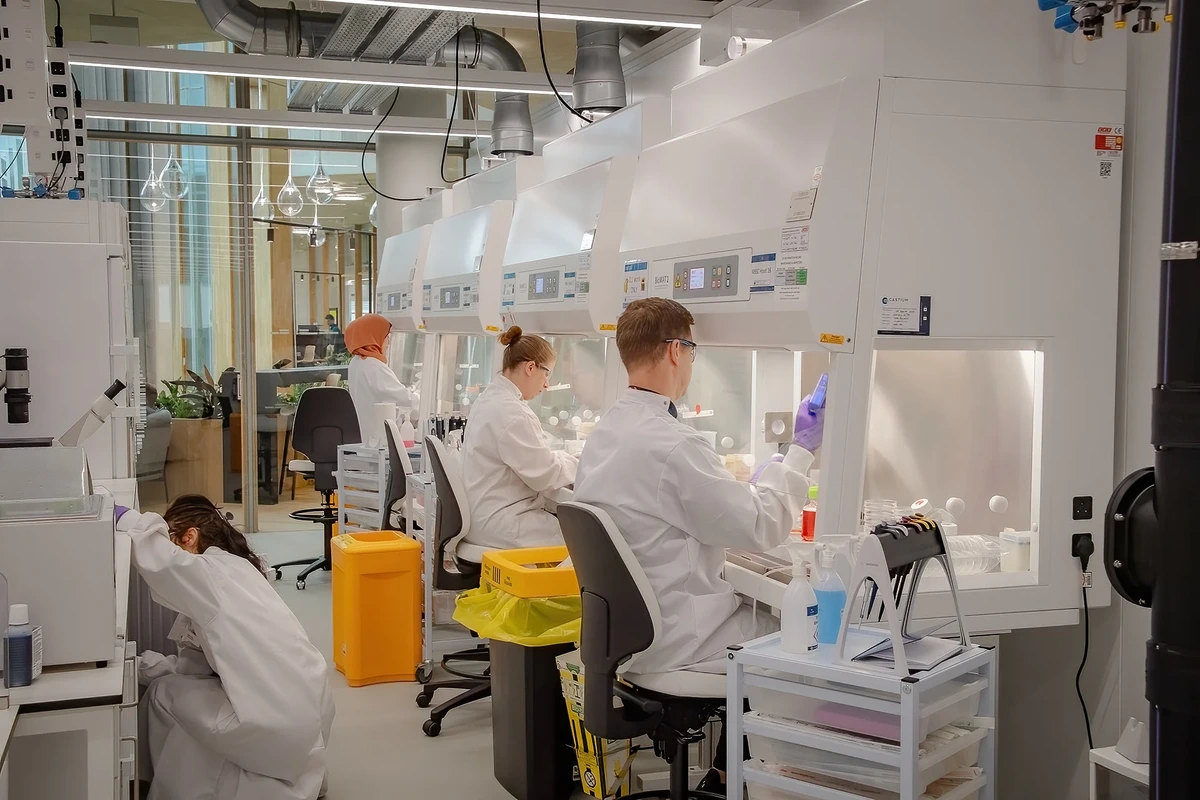 Overnamegesprekken door farmaceut AstraZeneca vallen slecht bij aandeelhouders