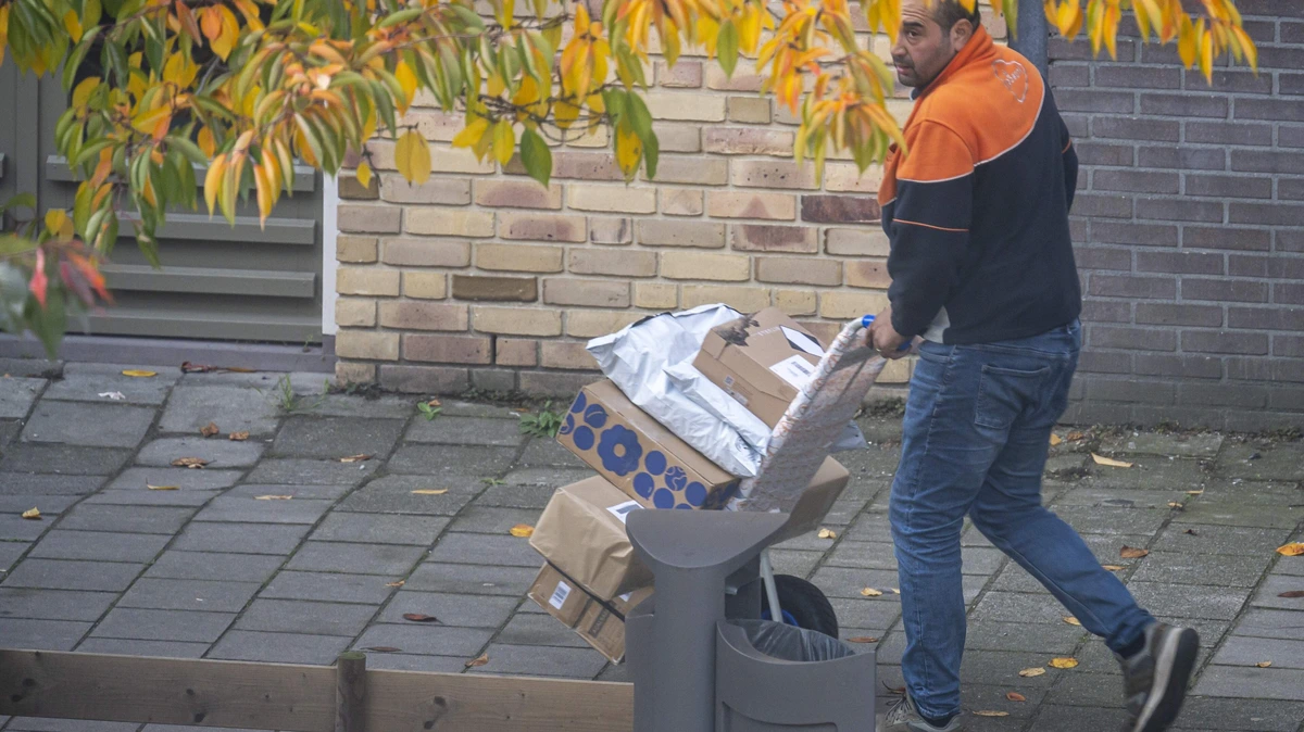 PostNL mag tarieven volgend jaar opnieuw stevig verhogen