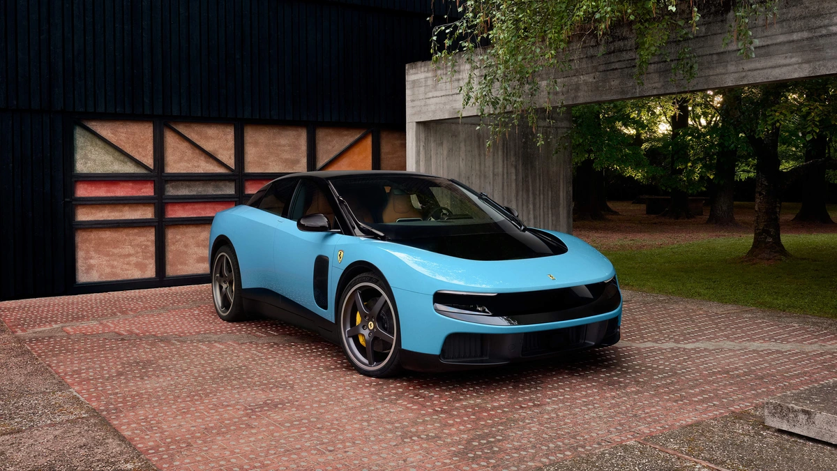 Uiterst omstreden elektrische Ferrari in amper twee maanden ’volledig uitverkocht’