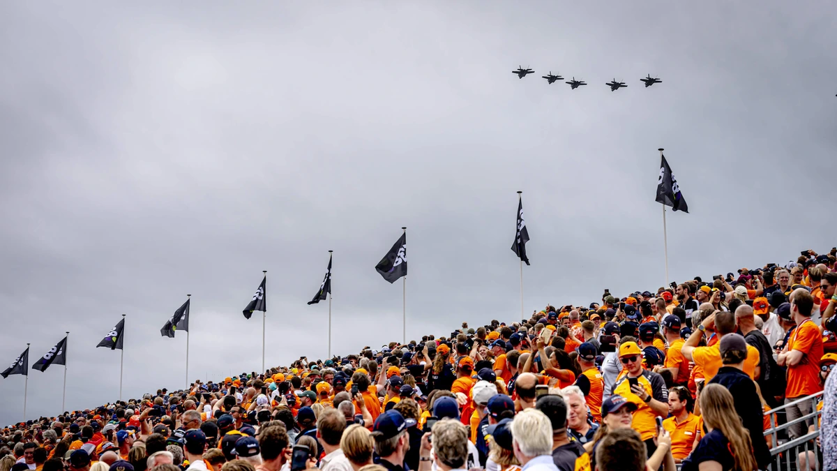 Koninklijke Luchtmacht verzorgt flyby tijdens laatste Dutch Grand Prix in Zandvoort
