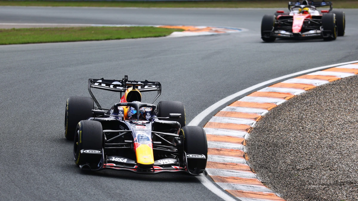 George Russell pakt sprintzege in Zandvoort, Max Verstappen houdt Lewis Hamilton achter zich