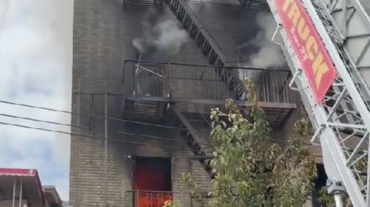 Dode en meerdere gewonden na explosie en grote brand in New York