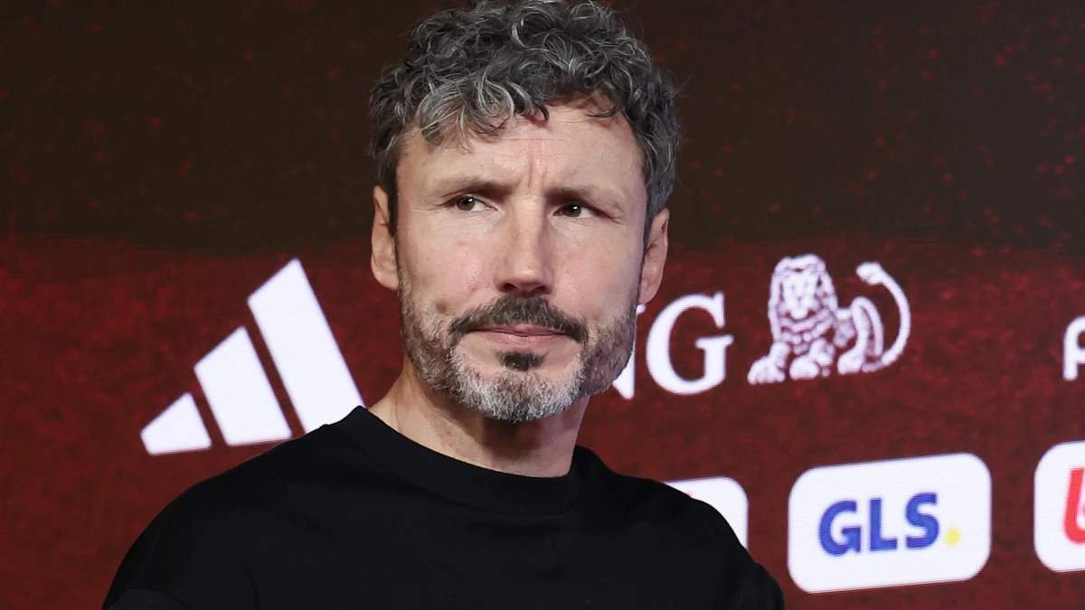 Mark van Bommel had geen contact met KNVB over bondscoachschap: ’Ik ben blij dat België is gekomen’