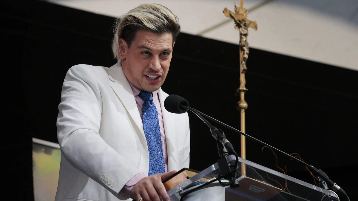 Altijd ICE geprezen, nu is Britse radicaalrechtse influencer Milo Yiannopoulos zelf opgepakt door immigratiedienst VS