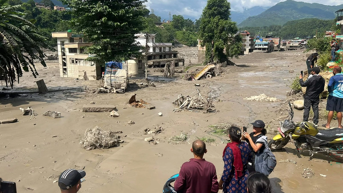 LIVE | Oorzaak enorme overstroming Nepal bekend: gletsjer stortte in