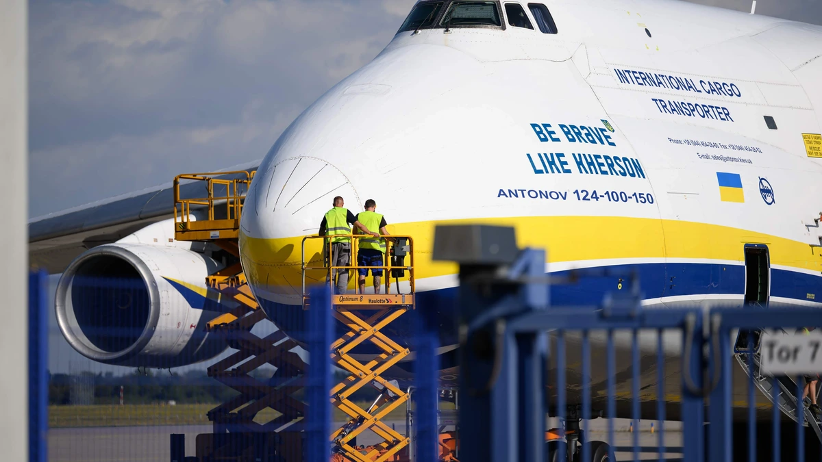 Aanval op luchthaven Leipzig ongekende stap in hybride oorlog: ’Gevaarlijke escalatie voor Europa’