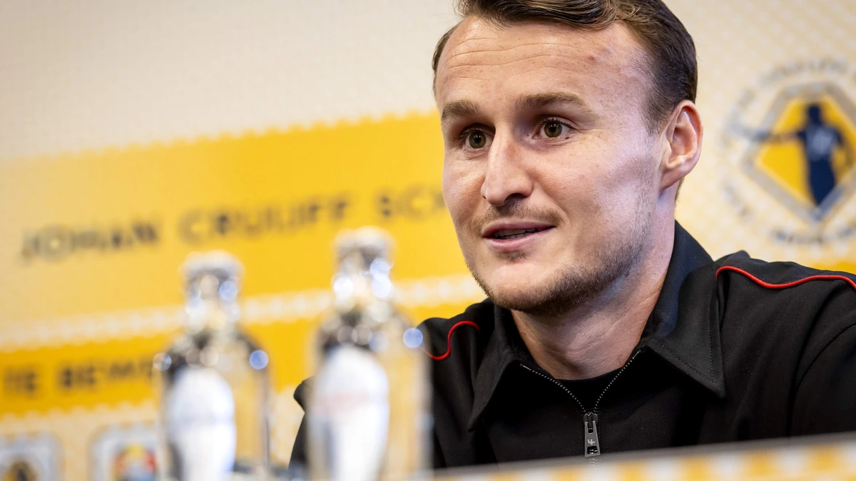 Interesse in Peer Koopmeiners luwt: Club Brugge schakelt over naar Engelse middenvelder
