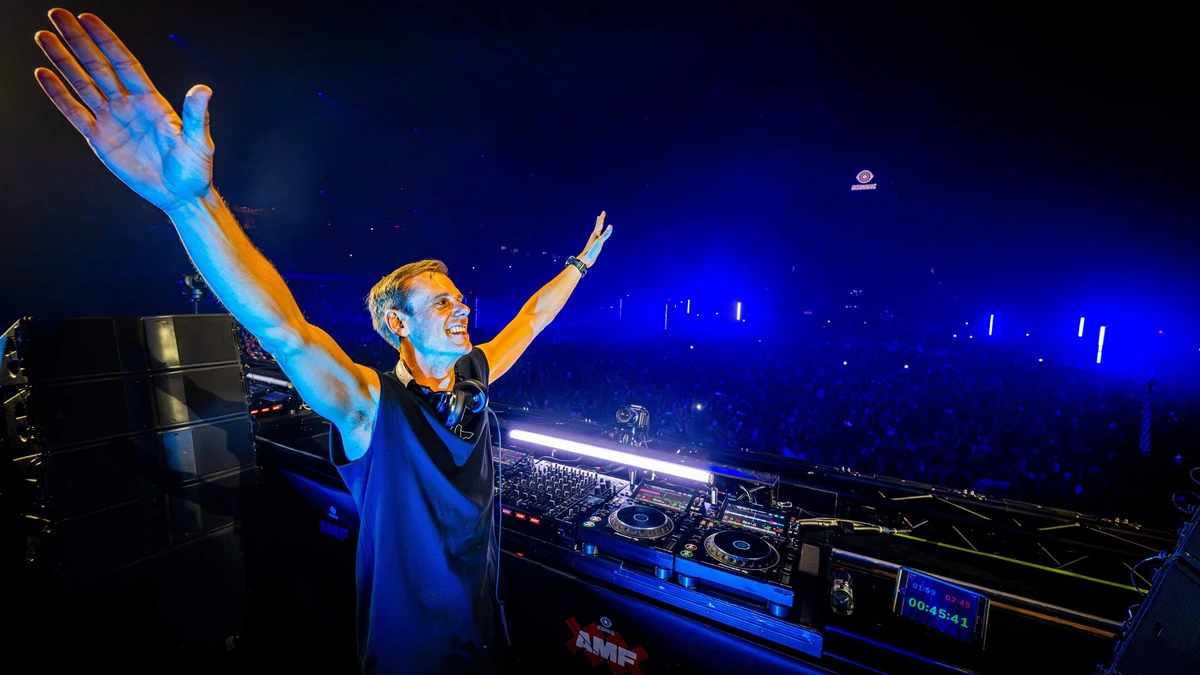 Armin van Buuren (49) nam weken vrij om tot rust te komen: ’Reset nodig’