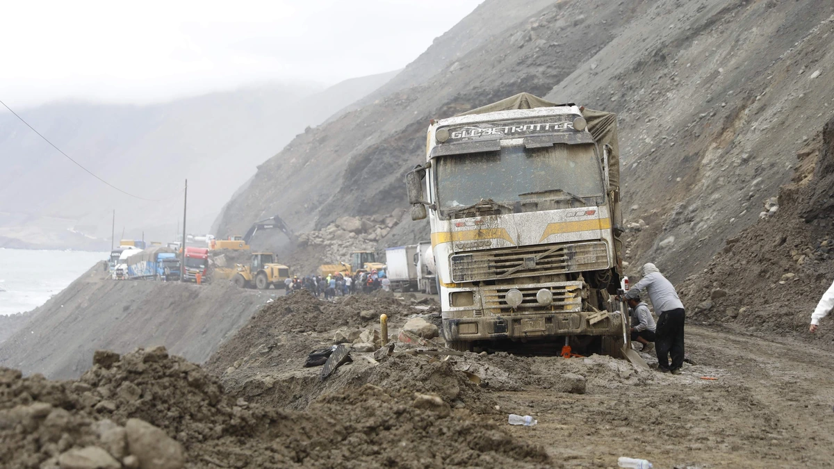 Peru evacueert honderden mensen na aardverschuiving