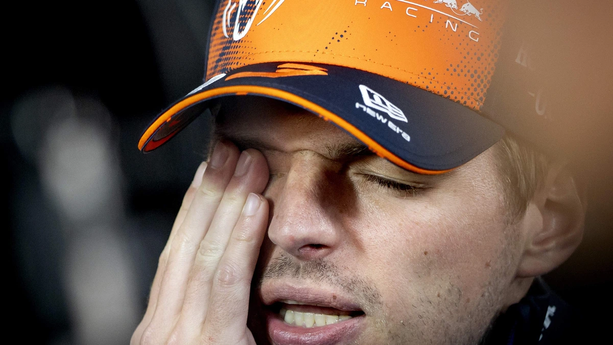 Max Verstappen trekt boetekleed aan na crash in Grand Prix van Nederland: ’Dat was te vroeg’