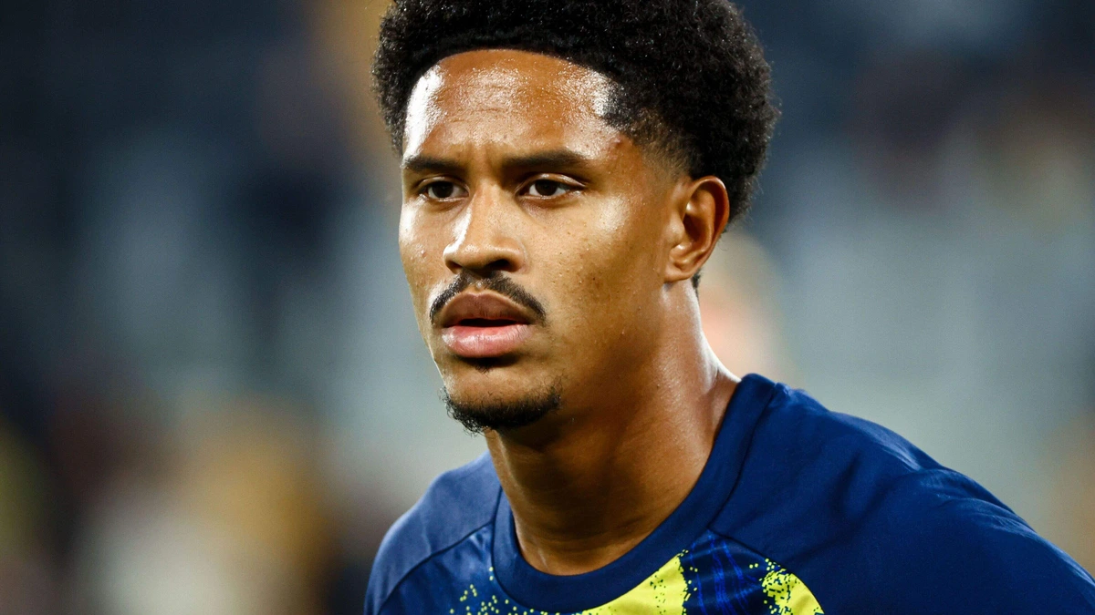 Jayden Oosterwolde keert terug in Italië; AS Roma bereikt akkoord met Fenerbahce
