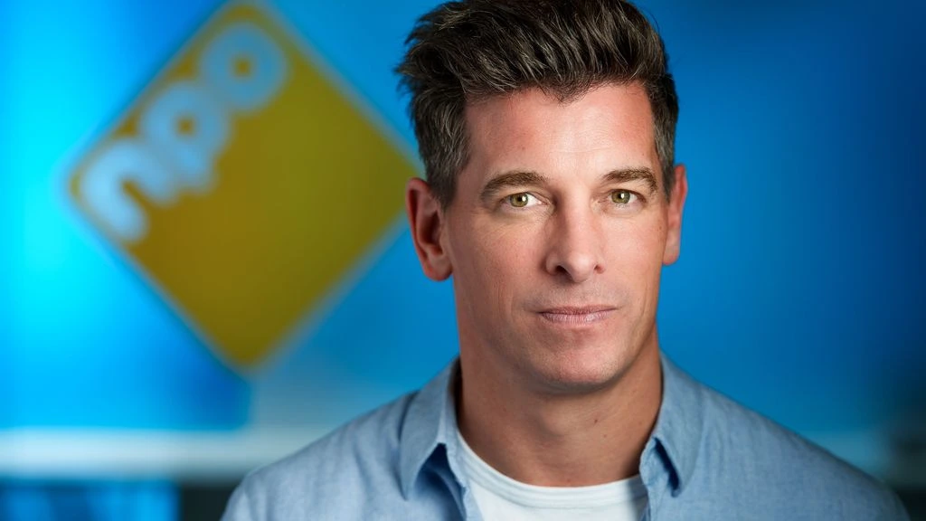 NPO-manager Menno de Boer (47) op non-actief na versturen dickpic in werk-groepsapp