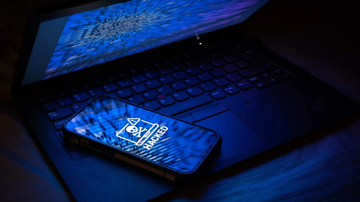Veiligheidsdiensten waarschuwen: criminelen gebruiken AI bij cyberaanvallen