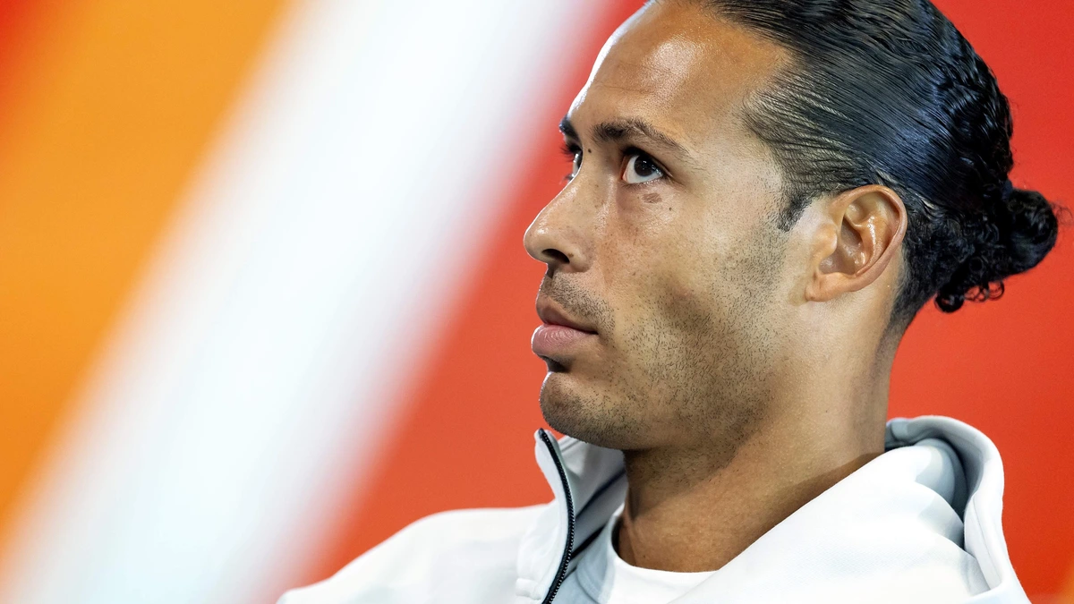 Virgil van Dijk mist vertrouwen en waardering in Nederland: ’Ik merk wel een verschil tussen nationaal en internationaal’