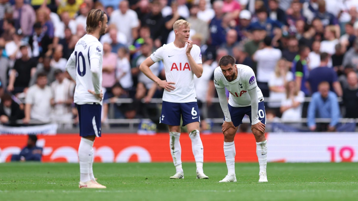 Van Hecke en Van de Ven zakken met Tottenham steeds verder weg: Spurs na vijf duels nog zonder zege