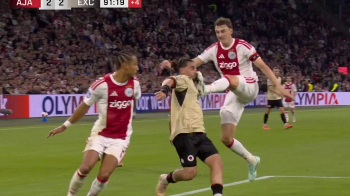 Had Excelsior in slotfase een strafschop moeten krijgen tegen Ajax?