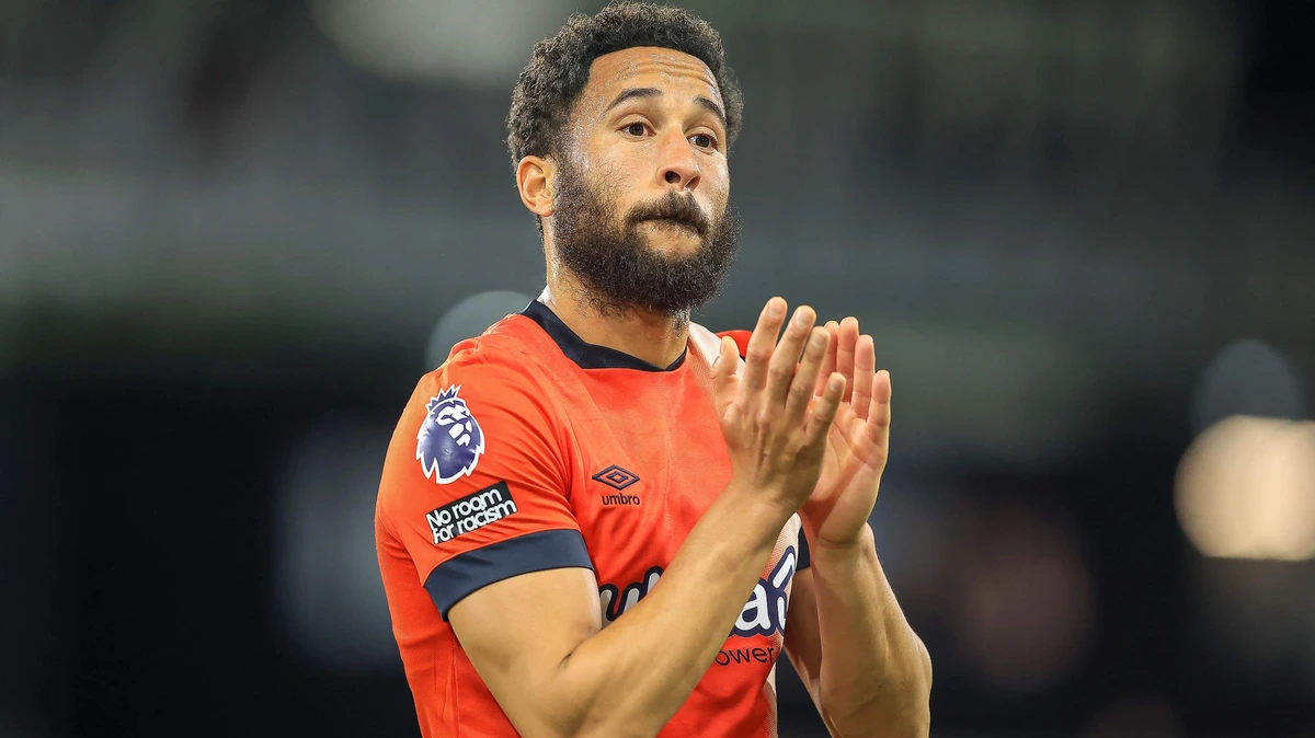 Oud-Engels international Andros Townsend ontsnapt aan ernstige verwondingen na aanrijding door veldwals