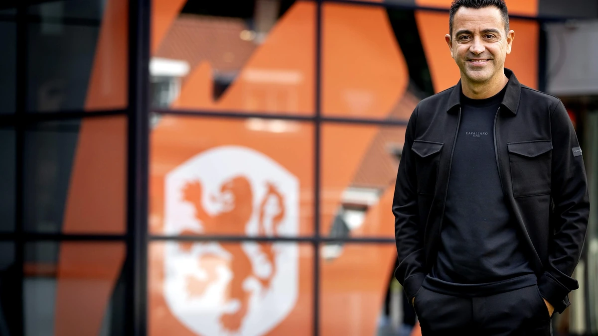 LIVE | Xavi licht zijn eerste selectie van het Nederlands elftal toe: deur voor Memphis en Weghorst staat nog open