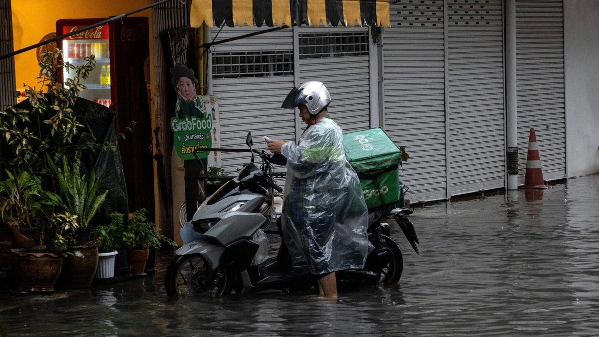 Bangkok onder water: officiële rampenstatus voor alle vijftig districten