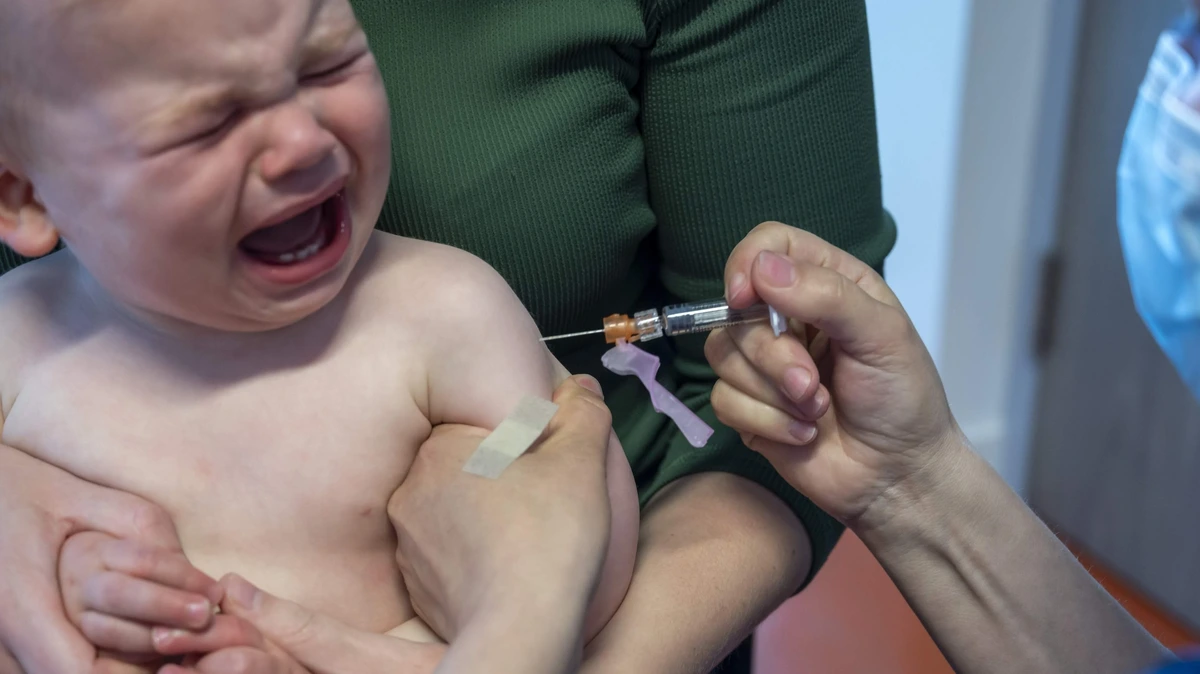 Amsterdam slaat alarm om vaccinatiegraad: babyprikken tegen bof, mazelen en rodehond in vrije val