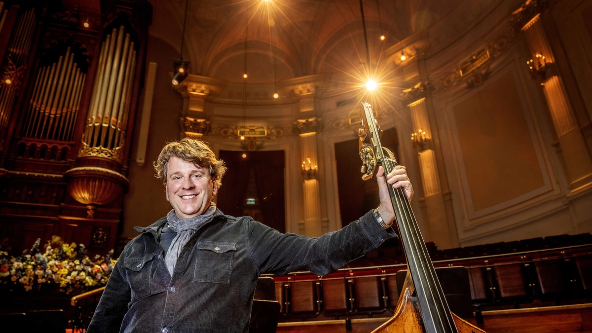 Maestro-jurylid Seldis (55) trekt met Concertgebouworkest drie keer naar de Ziggo Dome: ’Dit is echt next level’