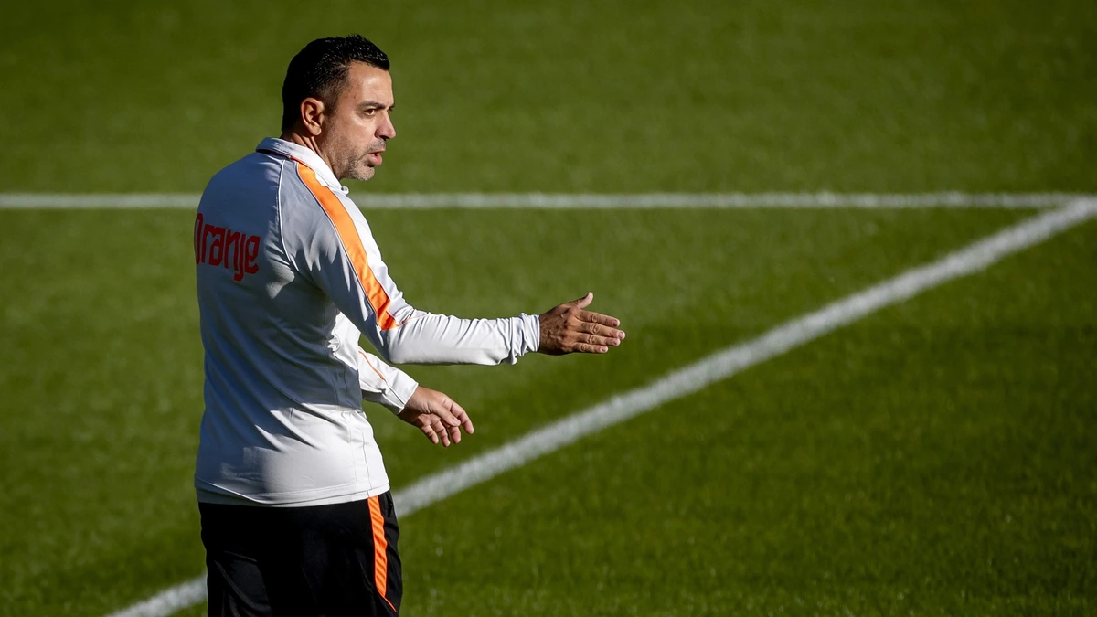 Bondscoach Xavi mist alleen Jurriën Timber tijdens dinsdagtraining Nederlands elftal