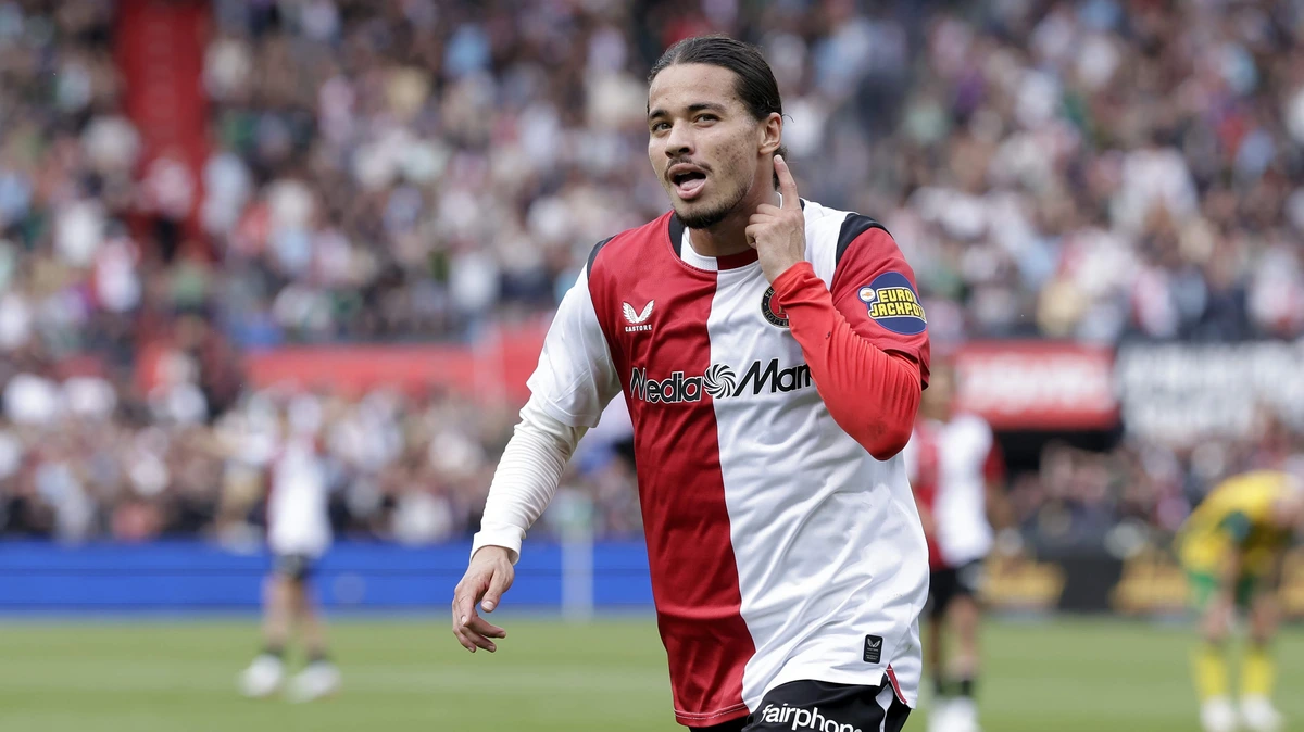 LIVE Eredivisie | Gretig Feyenoord loopt over FC Utrecht heen, Stepanov in tranen naar kant