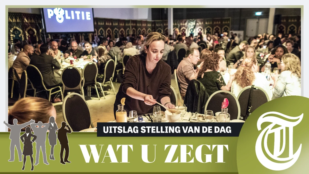 Lezers: ’Geen religieuze viering in uniform’