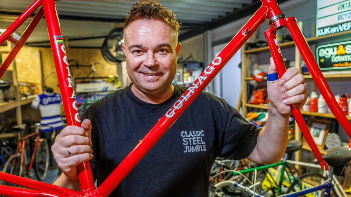 Verzamelaars van retrofietsen: ’Van mijn hobby kunnen we ook op vakantie naar de Bahama’s’