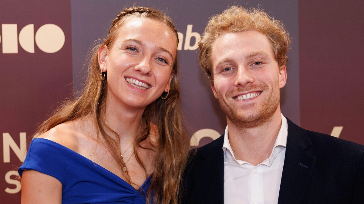 Femke Broeders-Bol en Ben Broeders bezegelen huwelijk met groot feest op Sardinië: ’Het begin van ons eeuwige geluk’