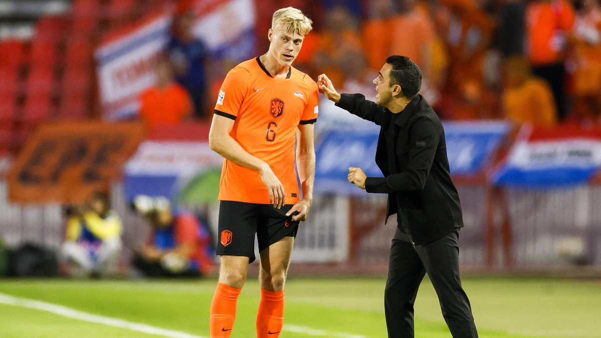 Jan Paul van Hecke haakt bij het Nederlands elftal geblesseerd af en reist niet mee naar Griekenland