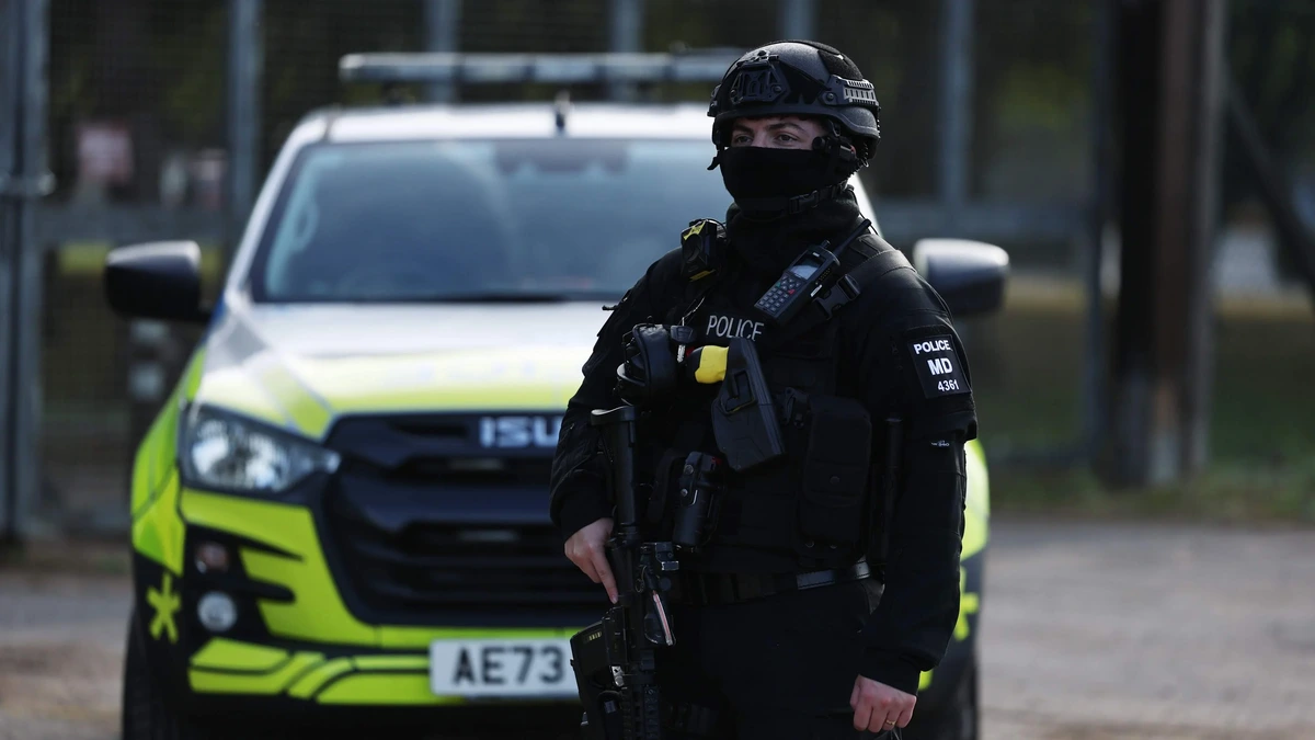 Opgepakte mannen bij Britse luchtmachtbasis zijn allen Brits