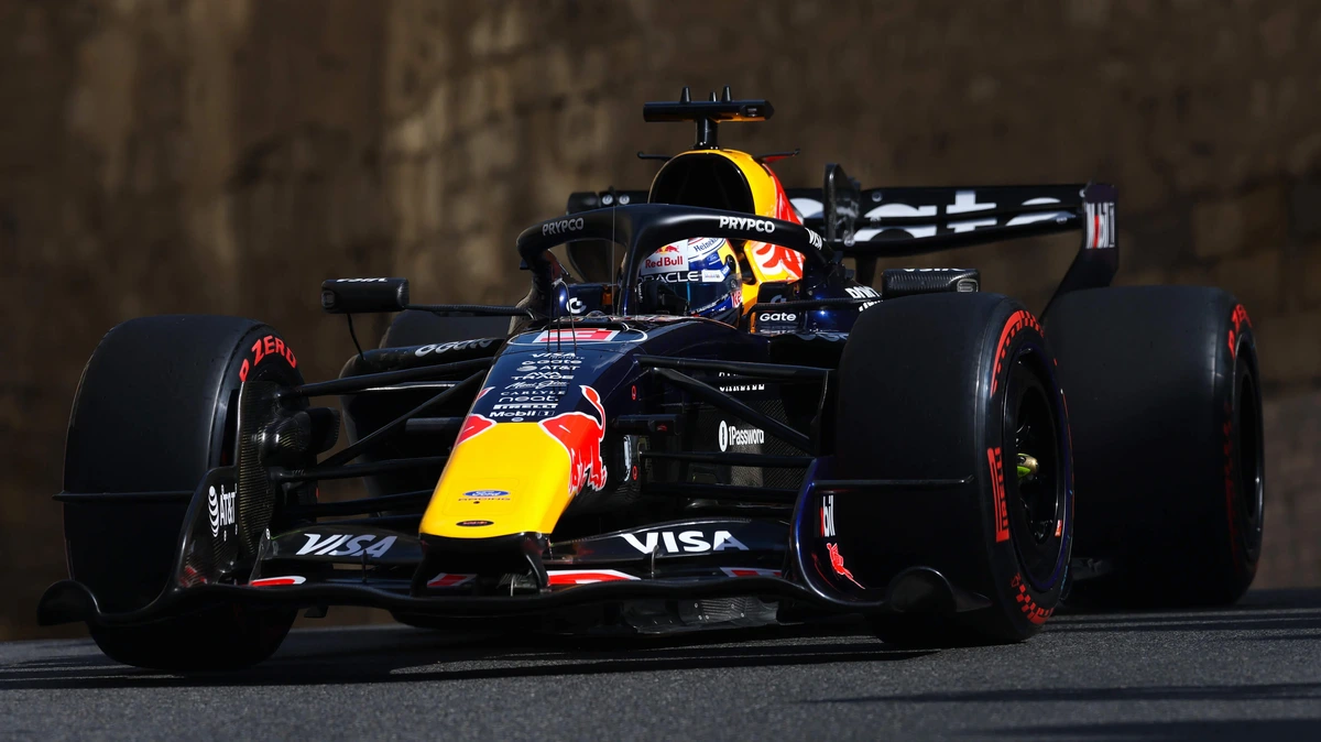 LIVE Formule 1 | Max Verstappen klimt naar  zesde plek, George Russell leidt in Azerbeidzjan na geweldige start