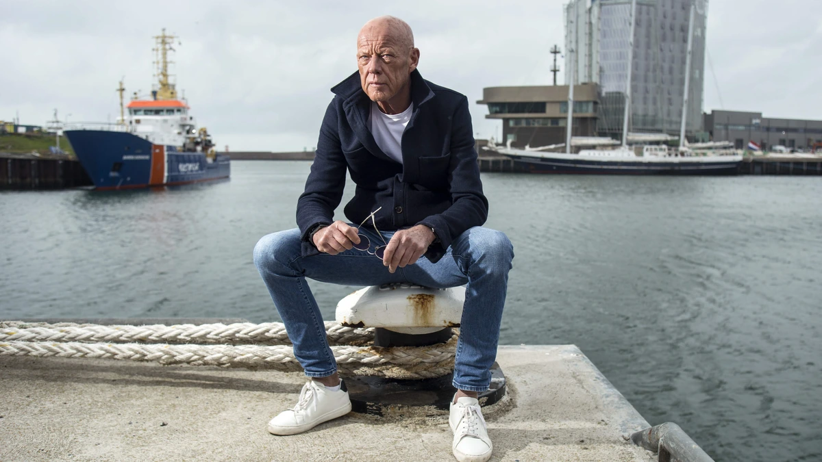 Journalist Frits Wester (64) vreest pensioen: ’Ik ben fit als een jonge aap, moet ik dan cryptogrammen maken?’