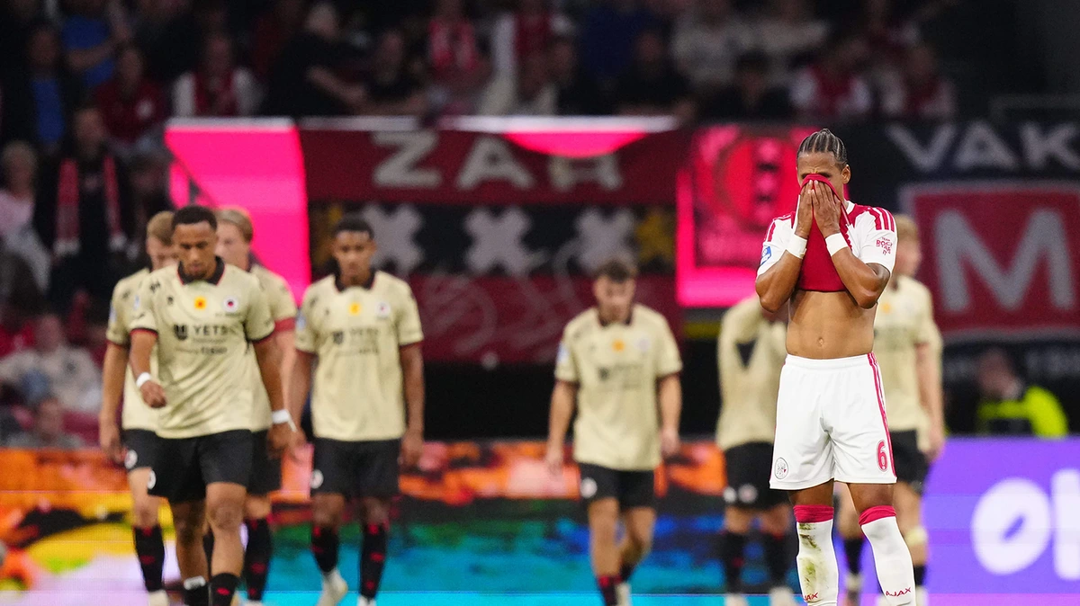 Ajax doet zichzelf ernstig tekort tegen Excelsior en loopt tegen duur puntenverlies op