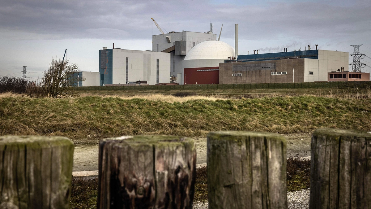 Staat pompt honderden miljoenen in Zeeuwse kerncentrale