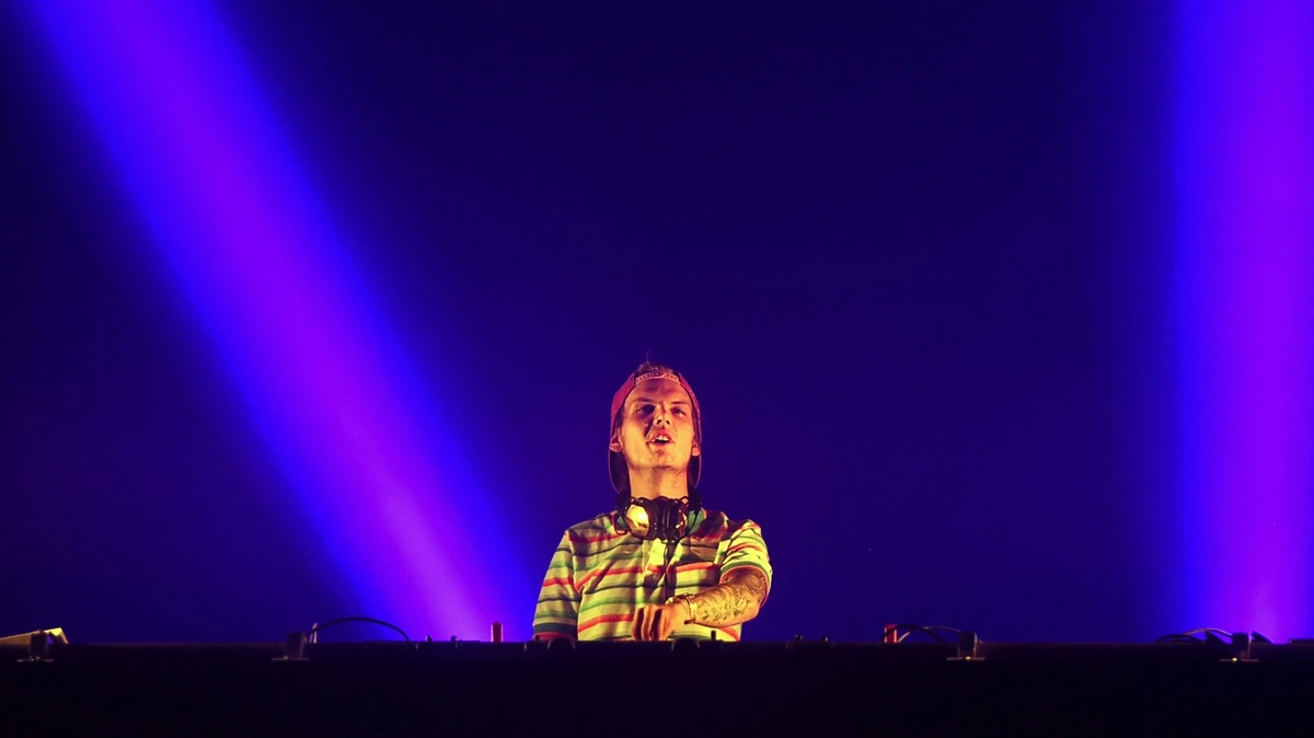 Avicii voert met ’Levels’ de SLAM! Dance 1000 aan: ’Derde jaar op rij’