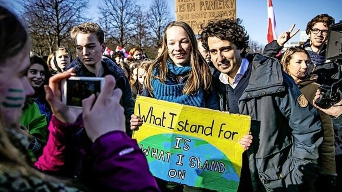 Pro-leden kiezen voor aansluiting bij sociaaldemocraten in Europa: links Nederland behoudt machtspositie in Brussel